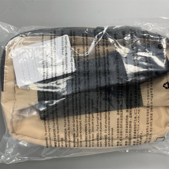 NWT Lululemon Everywhere Mini Belt Bag Khaki 1L - Picture 7 of 7